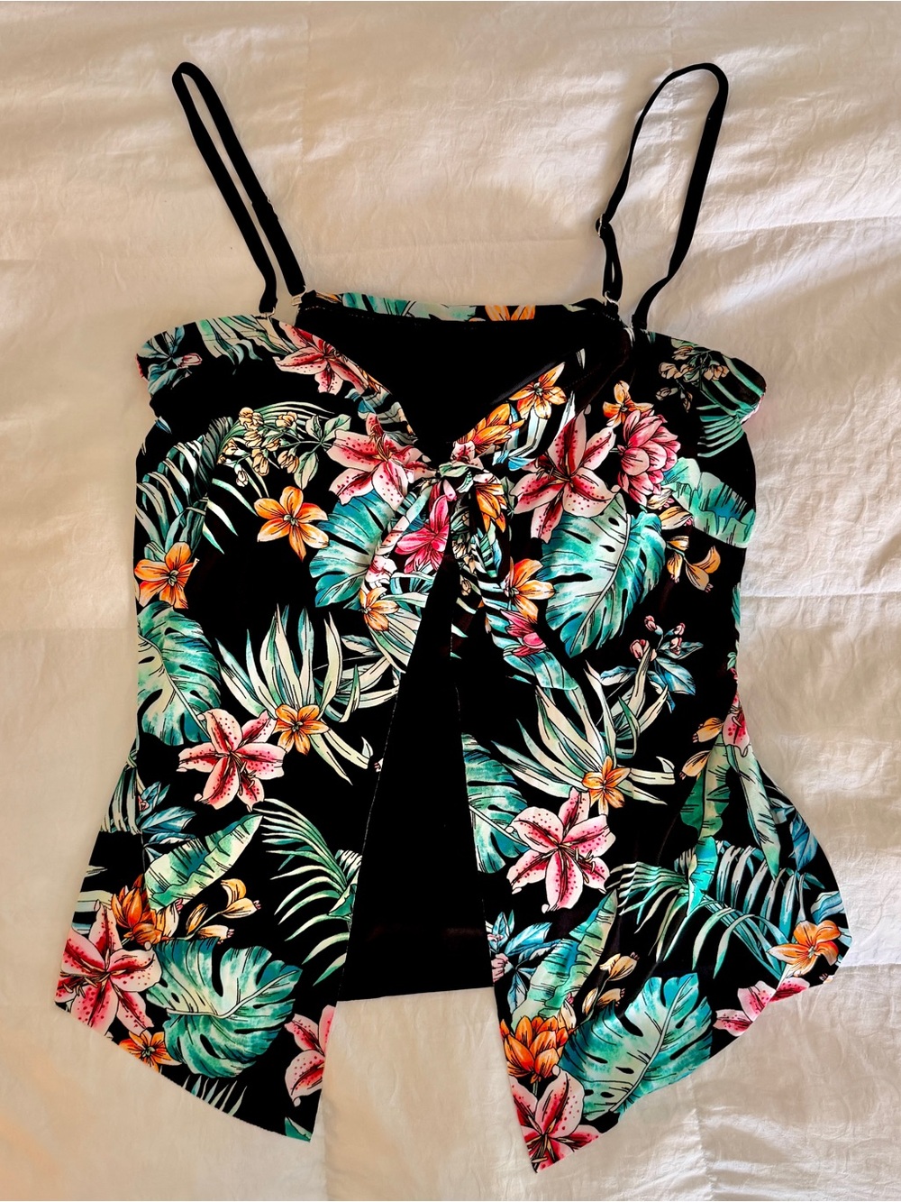 Figure Flattering Croft & Barrow Floral Tankini Top with adjustable straps XXL